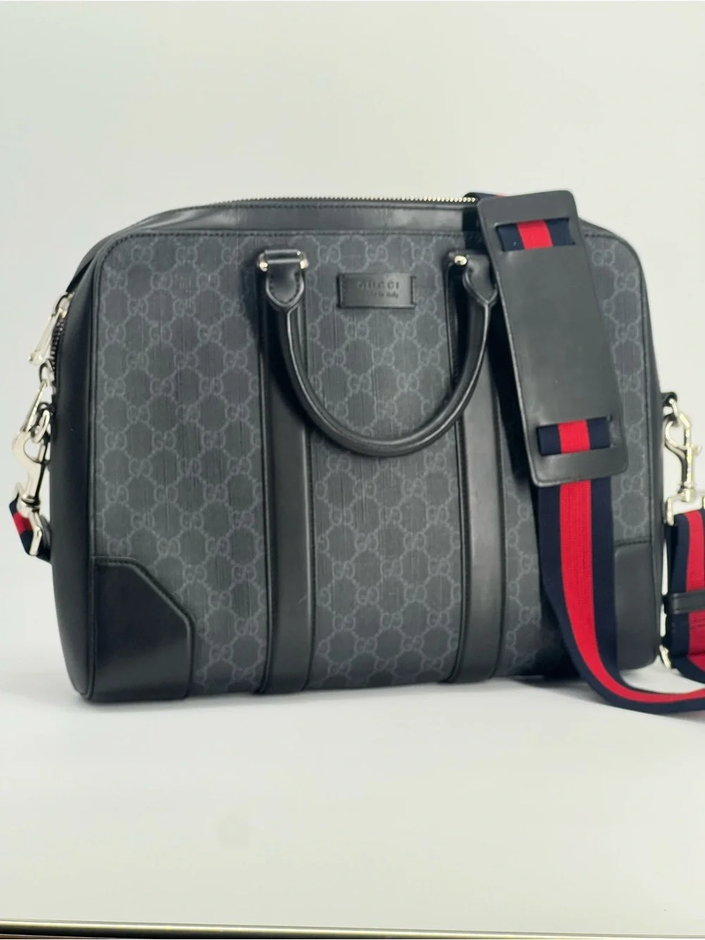 Gucci GG Supreme Black Briefcase with Crossbody Shoulder Strap